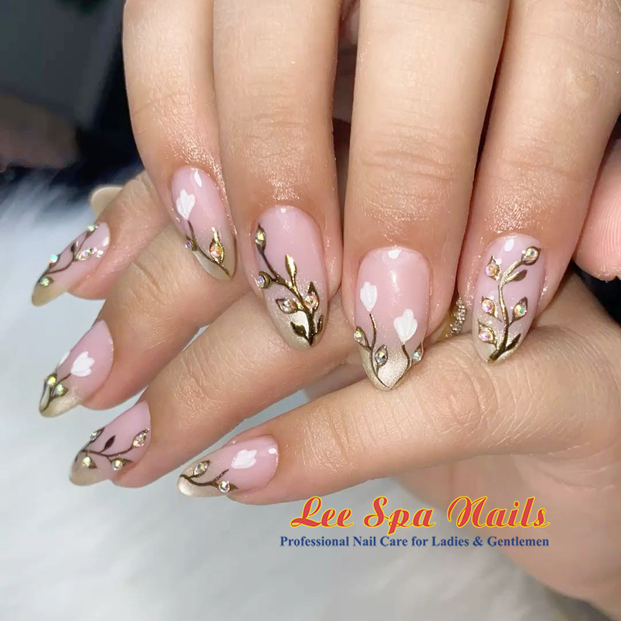 Lee Spa Nails Inc